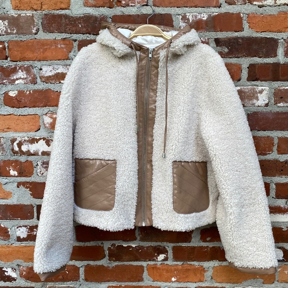 Lovers + Friends Ziggy‎ Sherpa Fleece Jacket Faux Leather Trim Hooded Size Small - Picture 2 of 7